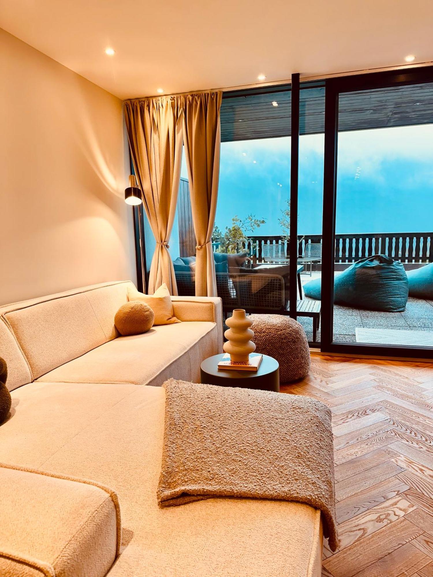 Alpenzeit Mit Just Private Terrasse (adults Only) * Bad Aussee